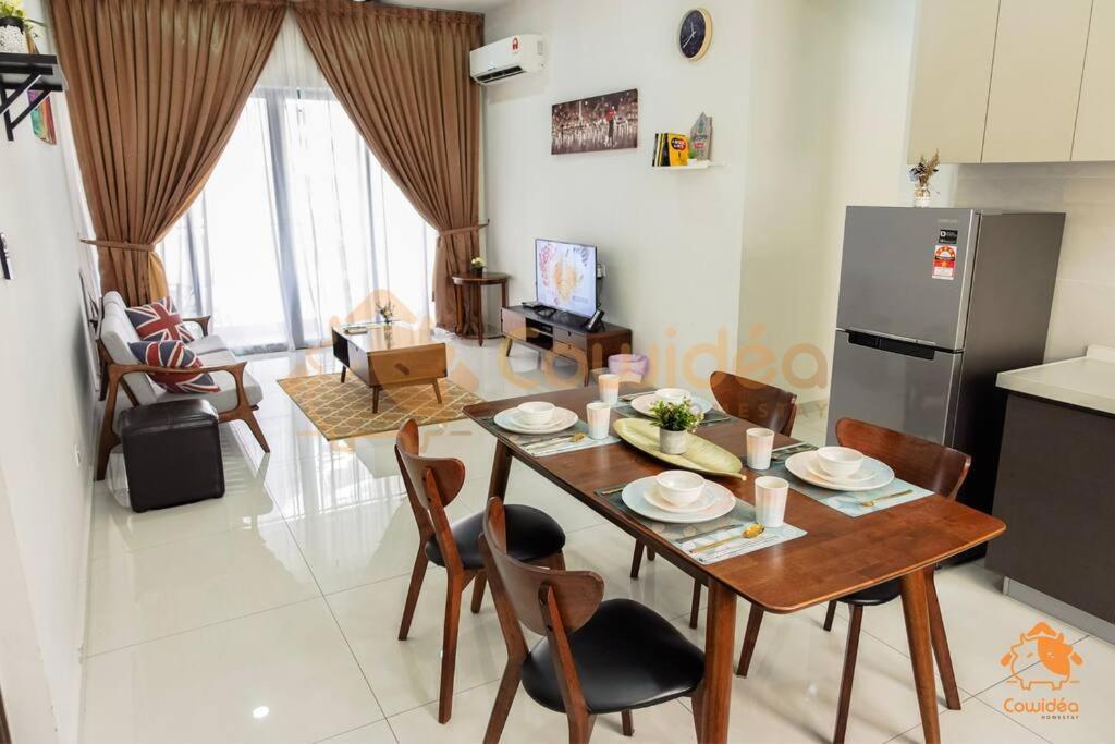 Jb Family Danga Bay By Cowidea Apartemen *